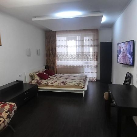 Шикарная 2К Квартира Центральный Парк Университет 70М Irpin Extérieur photo
