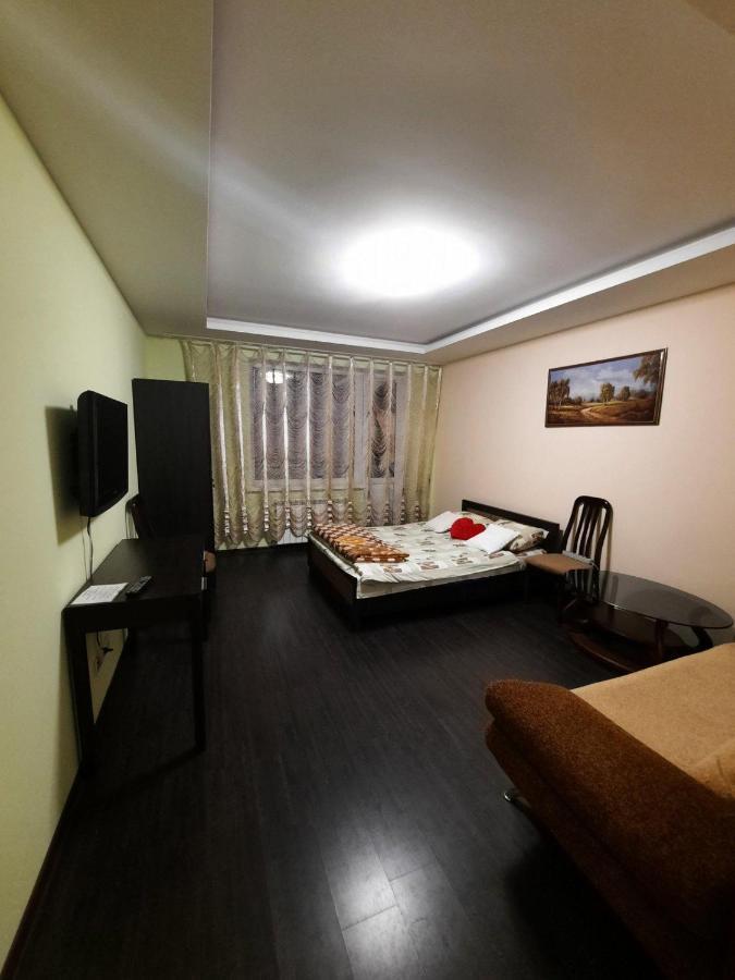 Шикарная 2К Квартира Центральный Парк Университет 70М Irpin Extérieur photo